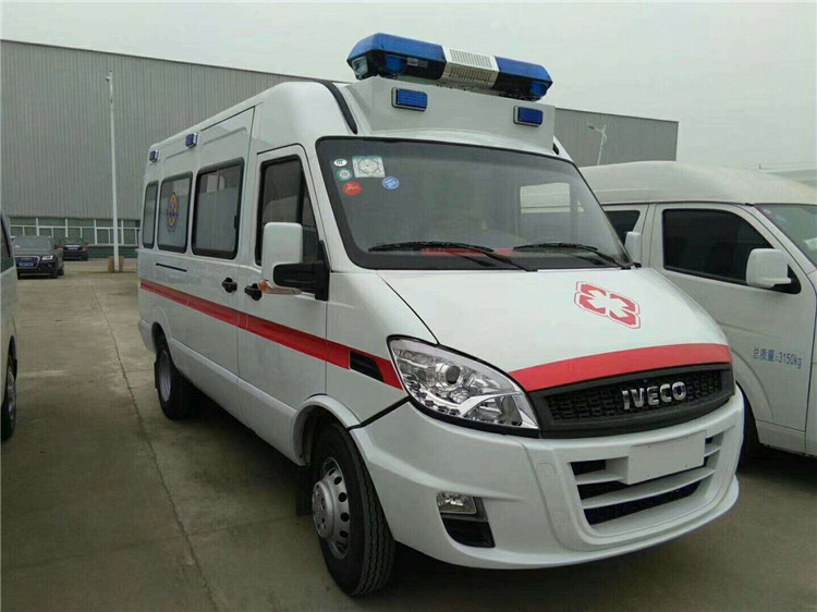 依維柯新款A(yù)50救護(hù)車(chē)（轉(zhuǎn)運(yùn)型）