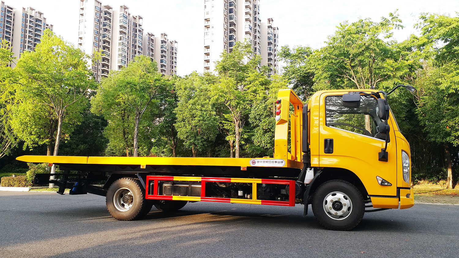 國(guó)六江鈴凱銳黃牌一體板清障車(chē)