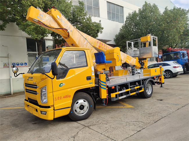 江鈴23米藍(lán)牌直臂高空作業(yè)車