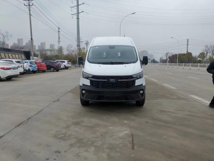 福特V362傷殘轉(zhuǎn)運車非急救轉(zhuǎn)運車！