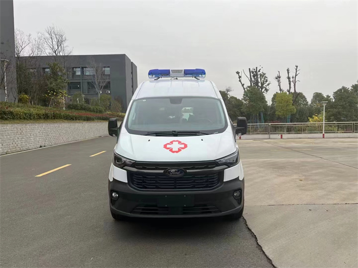 新款福特新全順T6國六監(jiān)護型救護車！